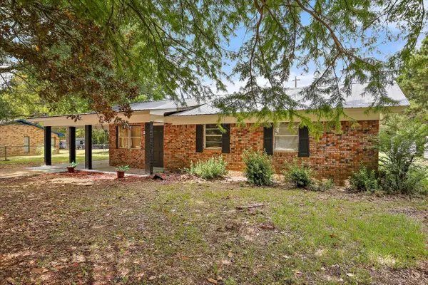 816 NE Boling St., Magee, MS 39111