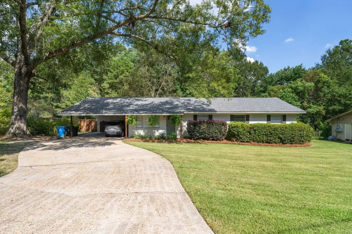 202 Pinehills Dr, Hattiesburg, MS 39401 - Image #1