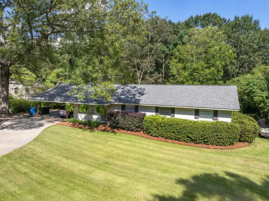 202 Pinehills Dr, Hattiesburg, MS 39401 - Image #2