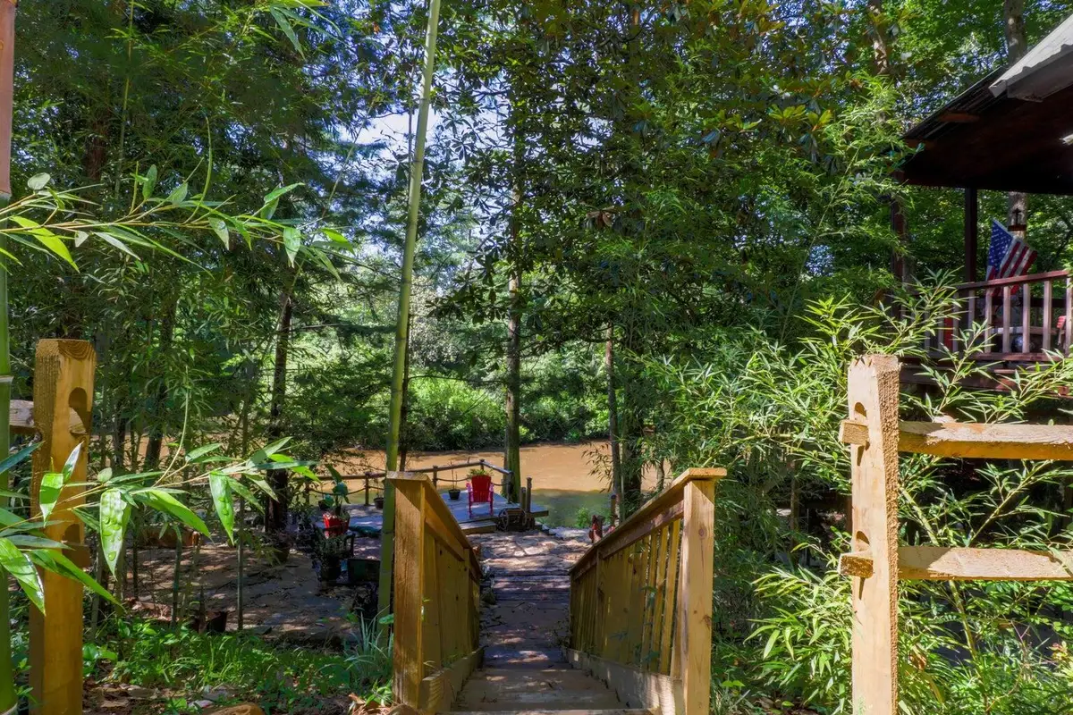 82 Landing Rd., Hattiesburg, MS 39401 - Image #1