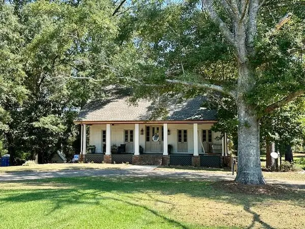 90 Windwood Trace, Hattiesburg, MS 39402