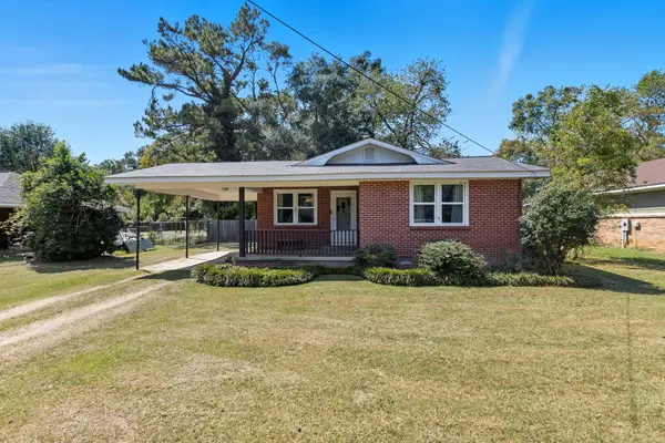 803 Mildred St., Petal, MS 39465