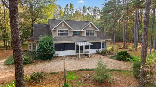 217 Pine Grove Rd, Picayune, MS 39466