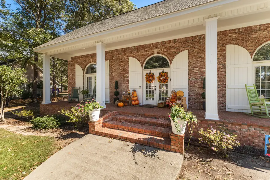 40 Wandering Oaks Ln., Hattiesburg, MS 39401 - Image #2