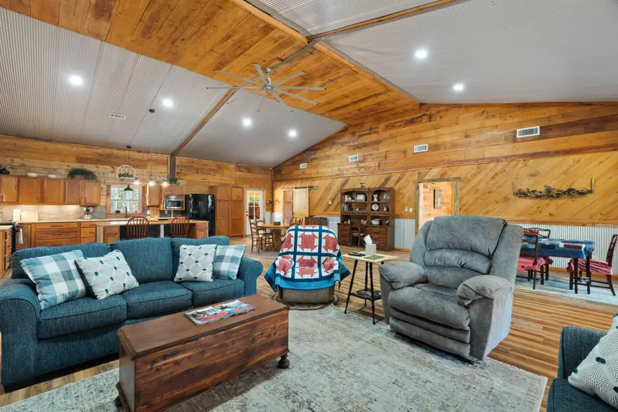 1491 Scr 52, Raleigh, MS 39153 - Image #2