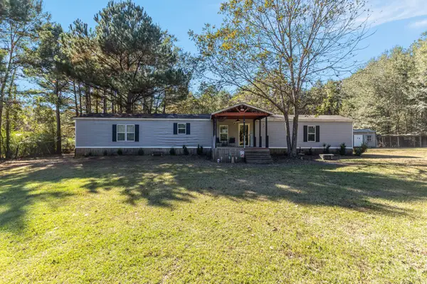 15 Double R Ln., Columbia, MS 39429