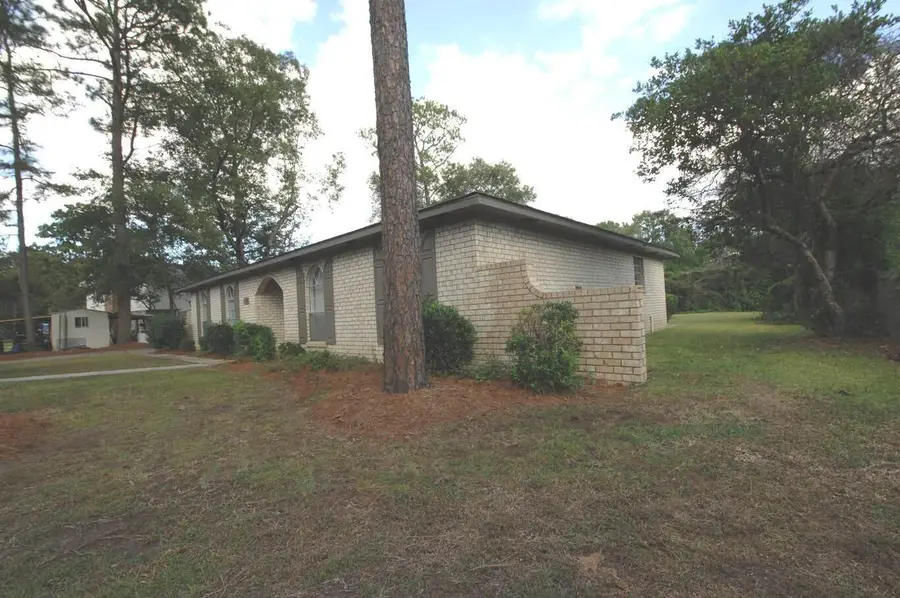 1302 Velma Ave., Hattiesburg, MS 39402 - Image #2