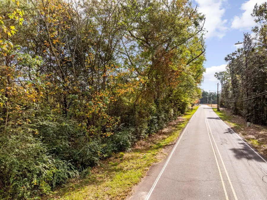 1013 Beverly Hills Rd., Hattiesburg, MS 39401 - Image #2