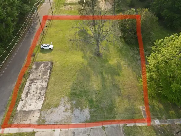 0 13th, Laurel, MS 39440