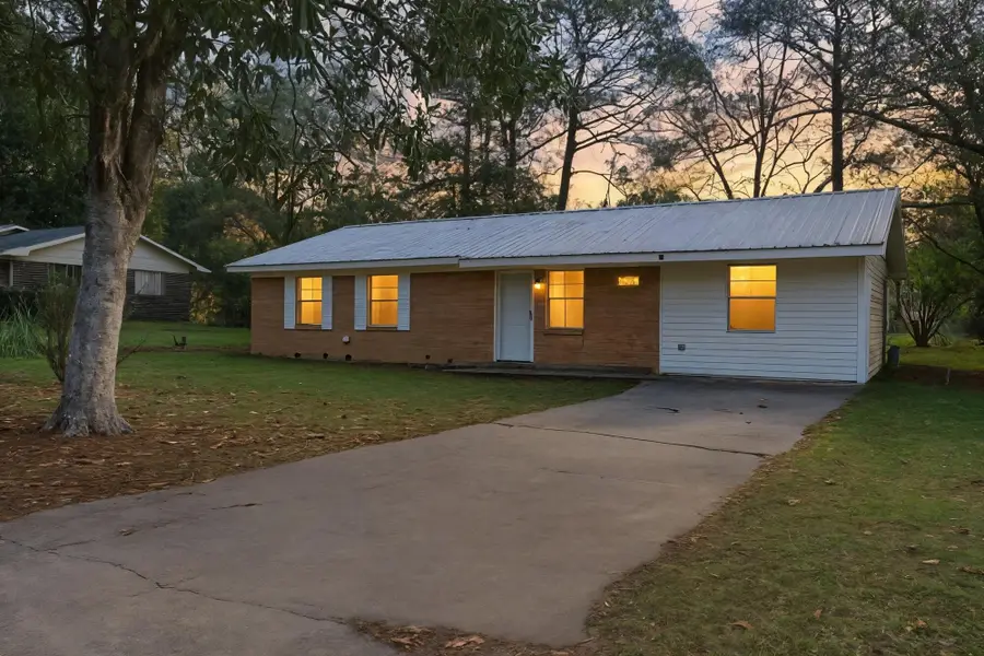 1122 Lemoyne Blvd., Prentiss, MS 39474 - Image #2