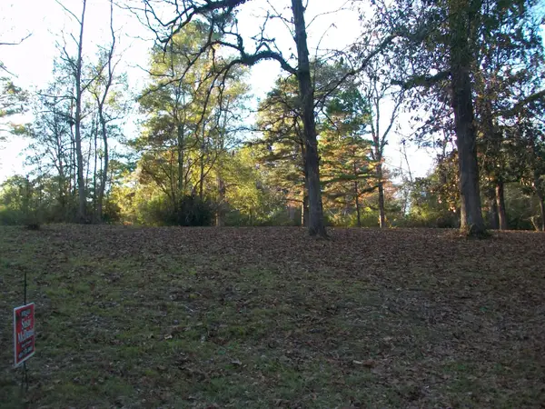 0 Broad St., Columbia, MS 39429