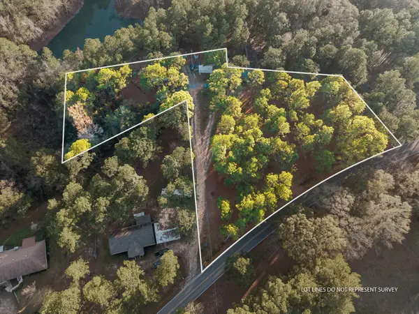 215 Oscar Bond Rd, Purvis, MS 39475