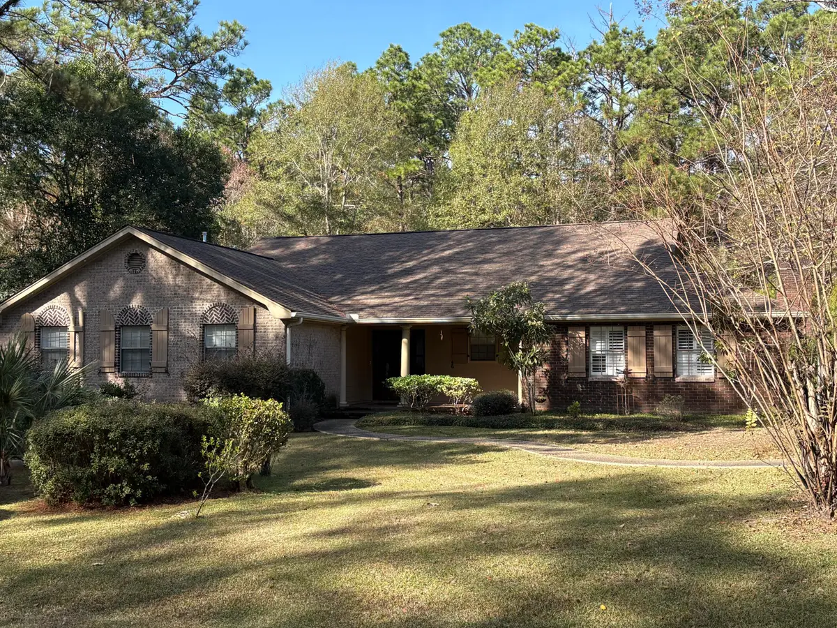 84 Fair Lake Dr., Hattiesburg, MS 39402 - Image #1