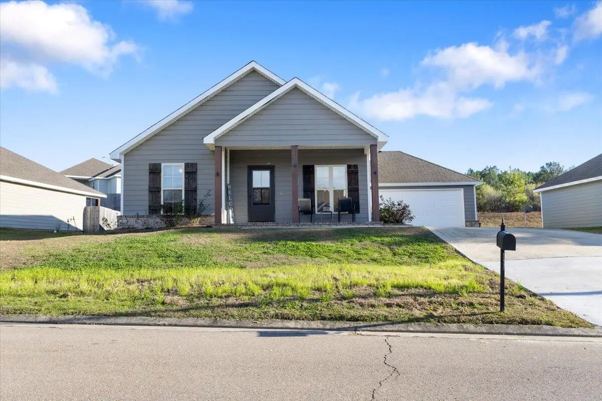 11 Cosmos, Hattiesburg, MS 39402 - Image #1