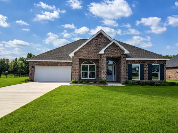 12 Stonemore, Petal, MS 39465