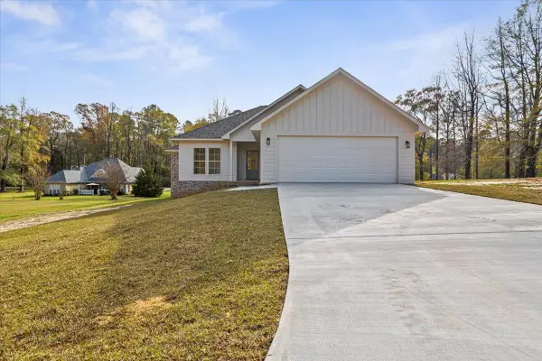 15 Briar Creek, Laurel, MS 39440