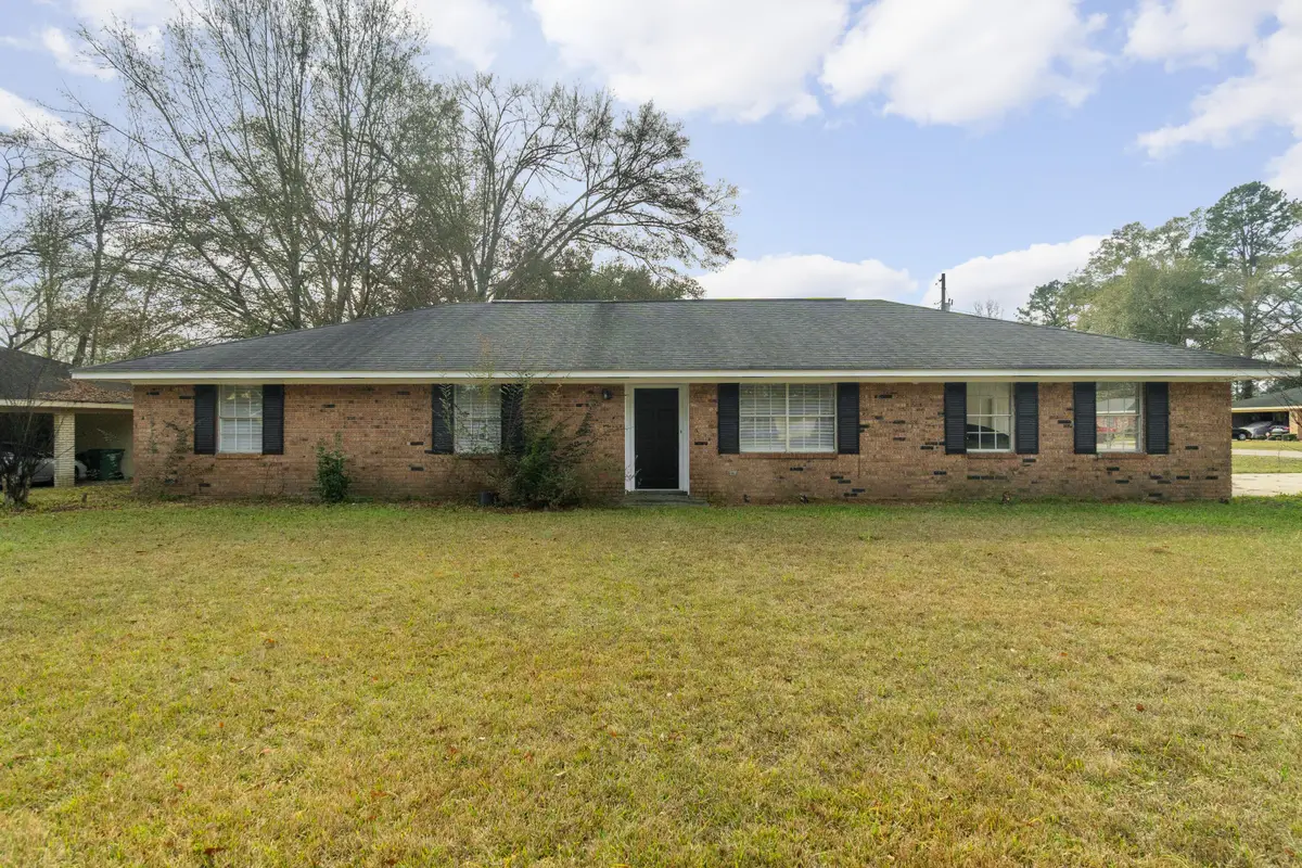 301 W Ray Dr., Hattiesburg, MS 39402 - #1
