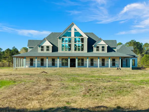 121 Mack Cemetery Rd., Prentiss, MS 39474