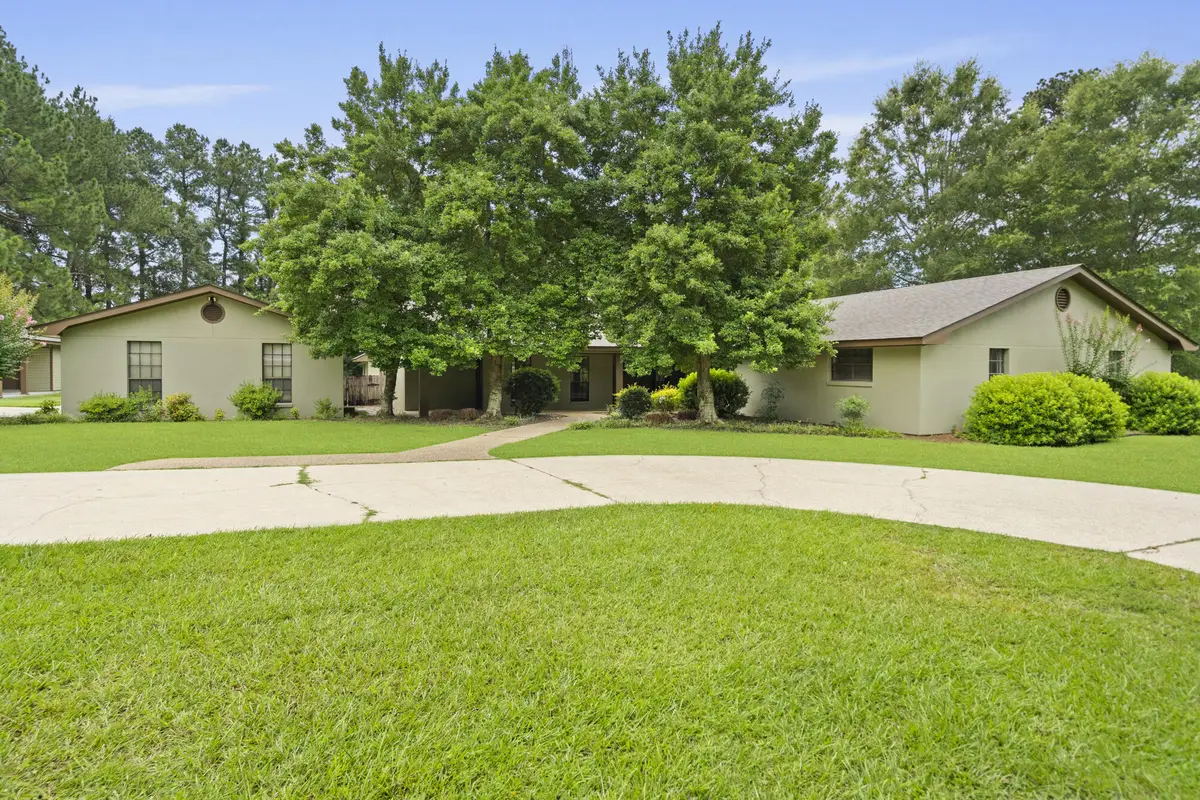 37 Windlass Dr., Hattiesburg, MS 39402 - #1
