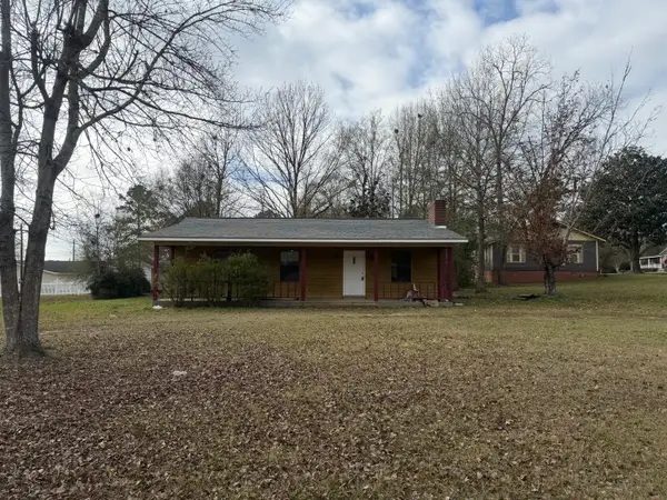 1129 W 6th St., Prentiss, MS 39474