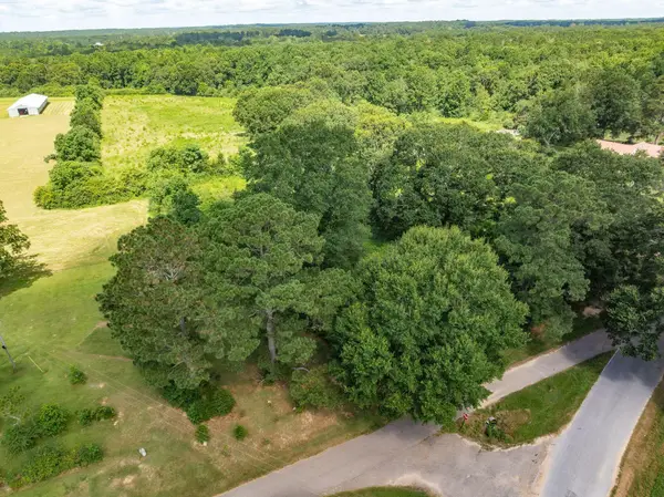 4 J Russel, Sumrall, MS 39482