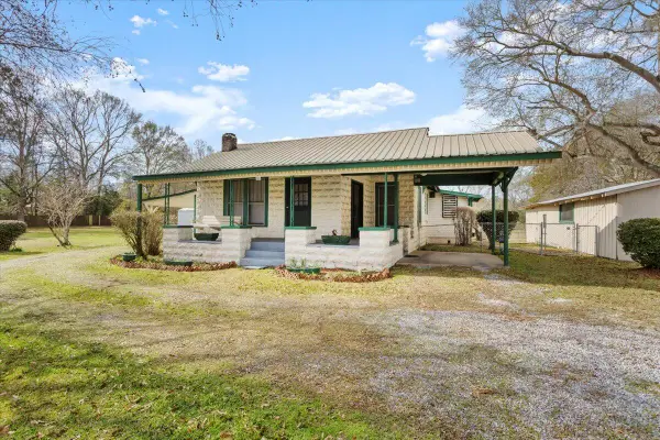 1915 Edwards St., Hattiesburg, MS 39401