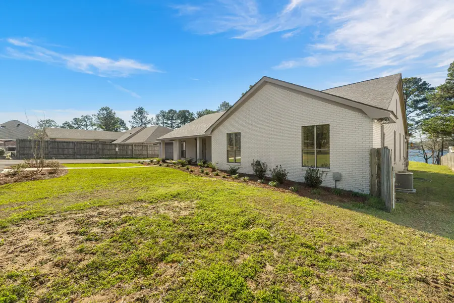 87 Baracuda Dr., Hattiesburg, MS 39402 - Image #2