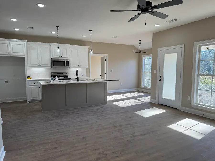 42 S Fairfax Dr., Hattiesburg, MS 39402 - Image #3