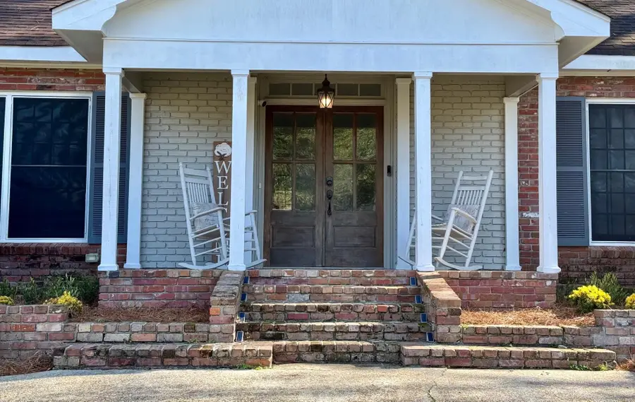 104 Mandalay Dr., Hattiesburg, MS 39402 - Image #2