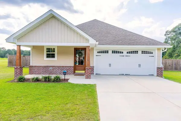 21 Westhaven Dr., Hattiesburg, MS 39402