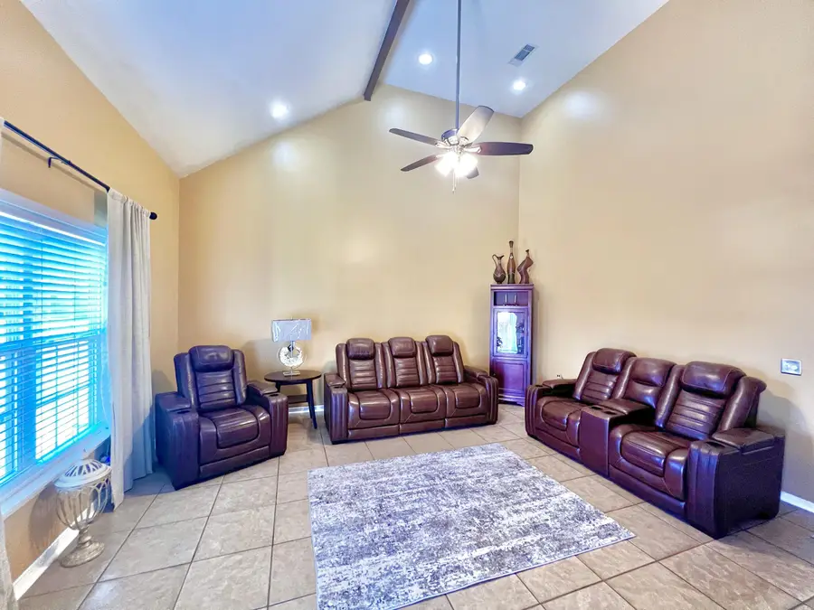 213 Pecan Grove Dr., Hattiesburg, MS 39402 - Image #3