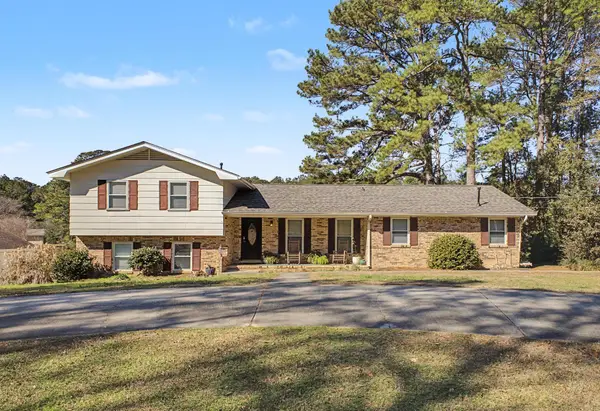225 E Lakeside Dr., Hattiesburg, MS 39402