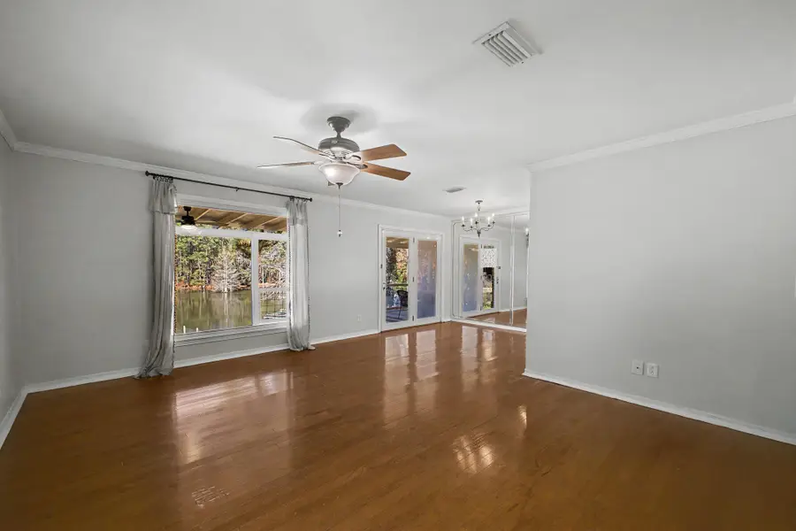 225 E Lakeside Dr., Hattiesburg, MS 39402 - #3