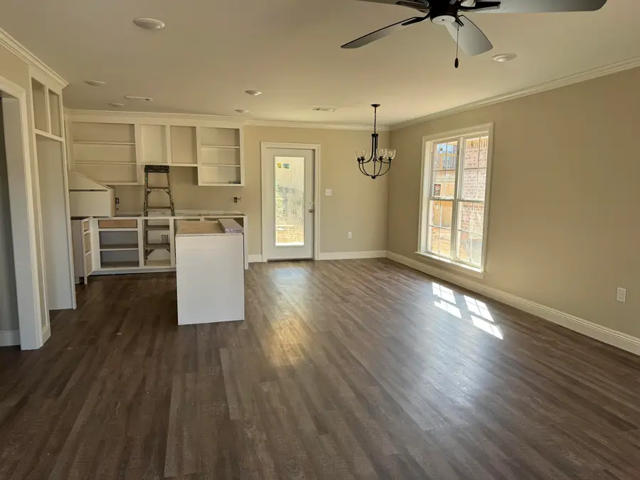 24 Jackson Square Dr., Hattiesburg, MS 39402 - #2