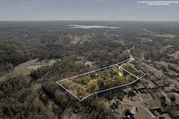 144 Corinth Rd., Petal, MS 39465