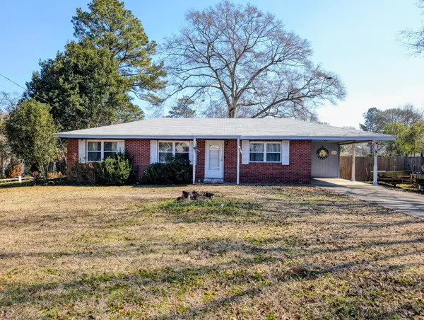 102 Brentwood Ave., Petal, MS 39465