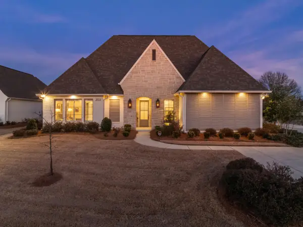 202 Parke Dr., Ridgeland, MS 39157