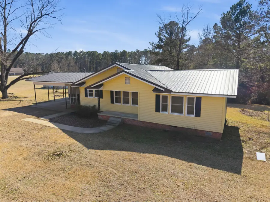 1501 Eatonville Rd., Hattiesburg, MS 39401 - #2