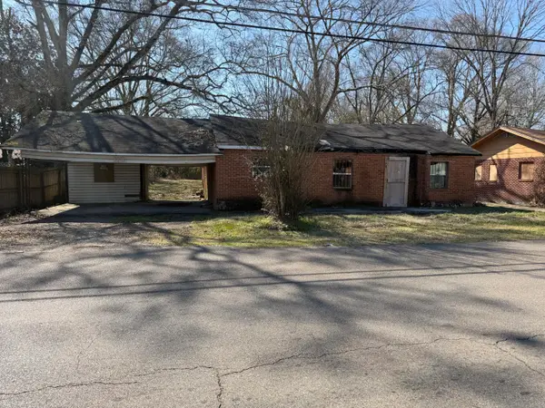 315 Jc Killingsworth, Hattiesburg, MS 39401