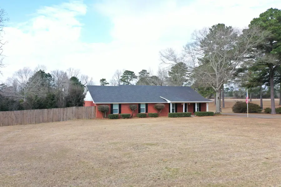 4398 Sharon Rd., Laurel, MS 39443 - #3