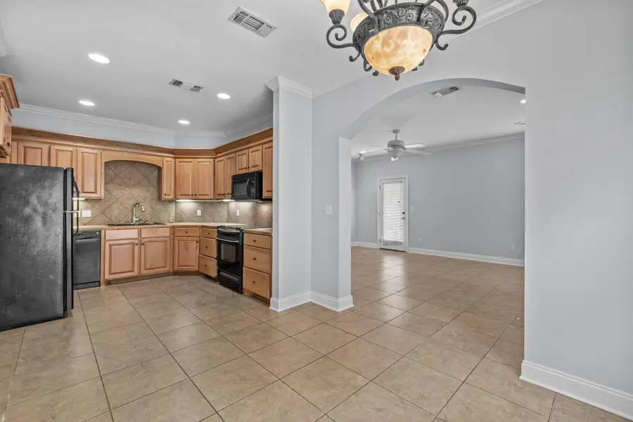 5 Chanticleer Cir., Hattiesburg, MS 39402 - #3