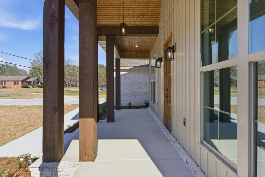 2070 Old Richton Rd., Petal, MS 39465 - #3