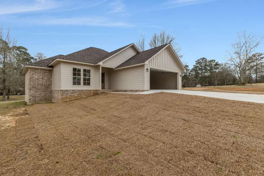 15 Briar Creek Cir., Laurel, MS 39440 - #3