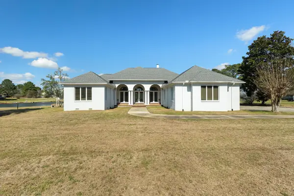 5 Lakeshore Dr., Laurel, MS 39443
