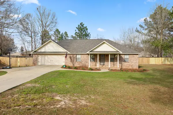 18 Clay Dr., Petal, MS 39465