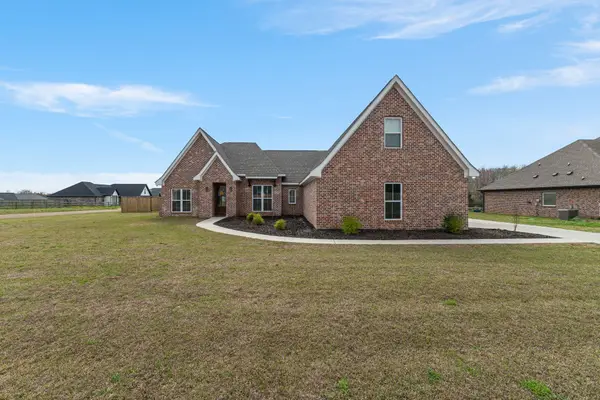 13 Grand Cove, Petal, MS 39465