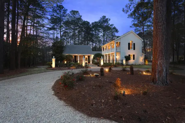 100 W Canebrake Blvd., Hattiesburg, MS 39402