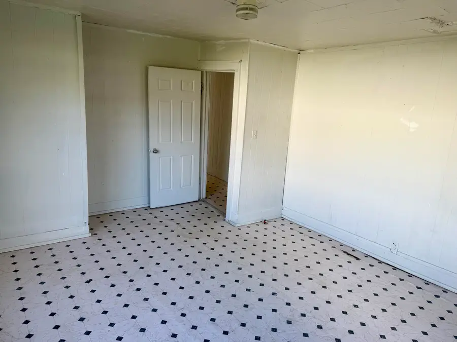 115 W 4th St., Hattiesburg, MS 39401 - #3