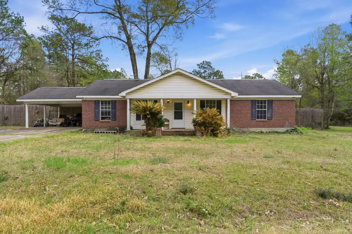 4 Walker St., Lumberton, MS 39455 - #1