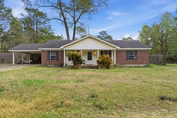 4 Walker St., Lumberton, MS 39455